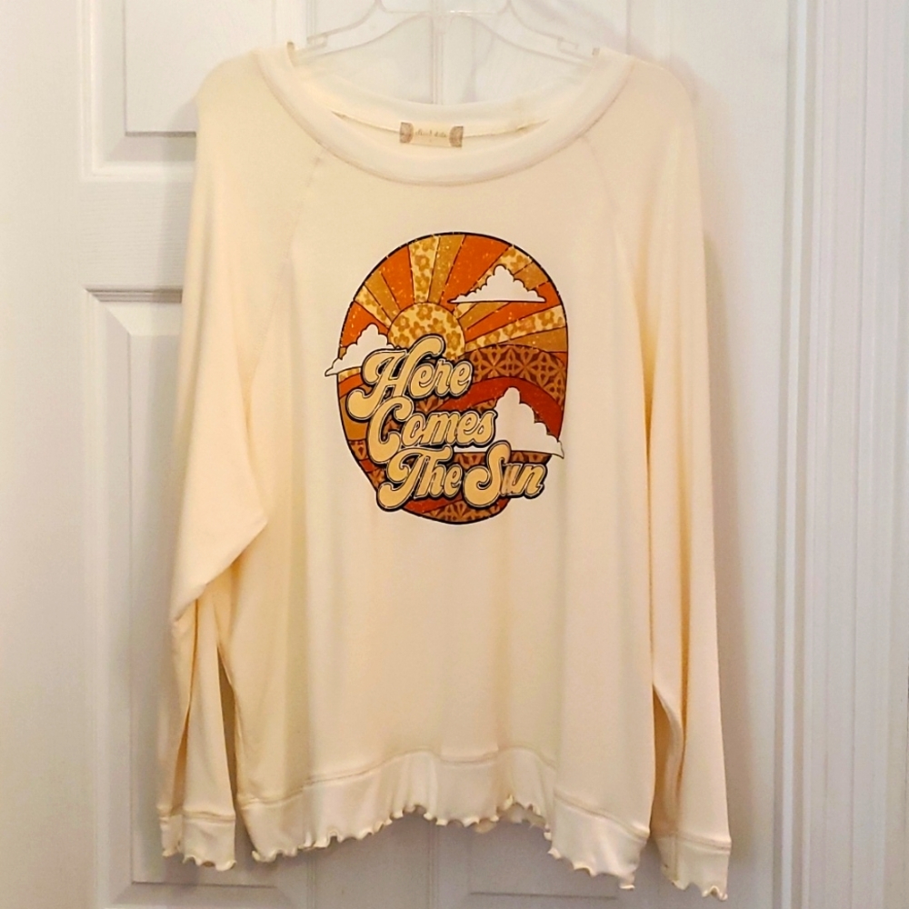 Altar'd State "Here Comes the Sun" Super Soft Pullover Women's - Picture 2 of 3
